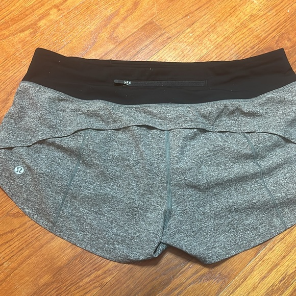 Lululemon grey sped ups - Picture 3 of 4